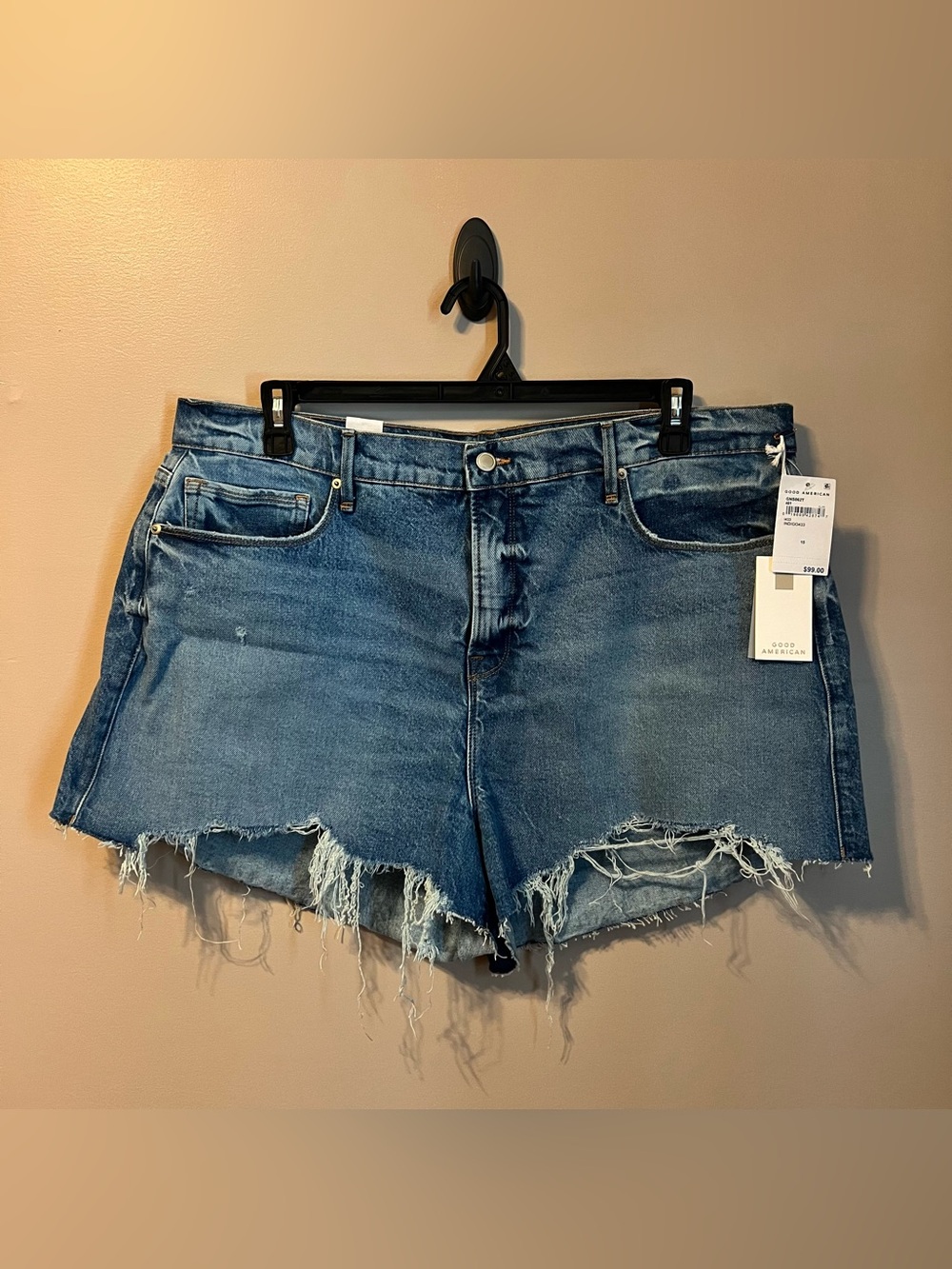 NWT Good American Jean Shorts - size 15